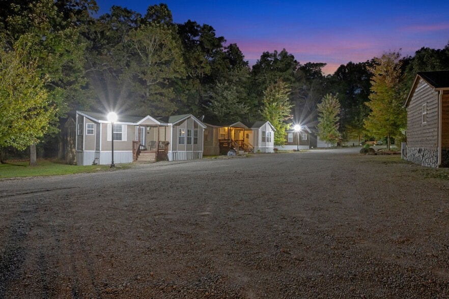 More Photos Of 11845 US 41 St, Monteagle Trailer Camper Park For Sale