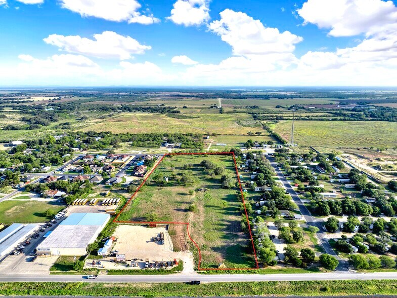 Primary Photo Of 146 18th Street, Hondo Land For Sale