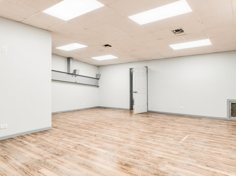 More Photos Of 14732 Bulverde Rd, San Antonio Warehouse For Lease