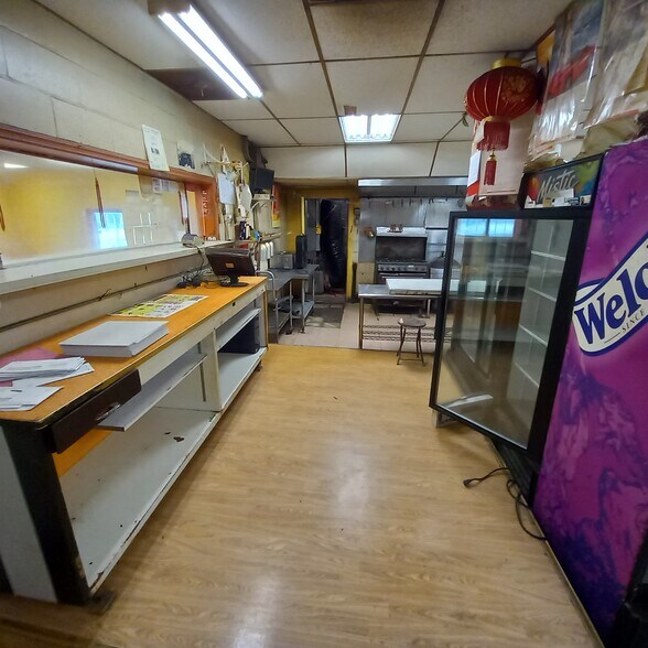 More Photos Of 6001 State St, East Saint Louis Restaurant For Sale