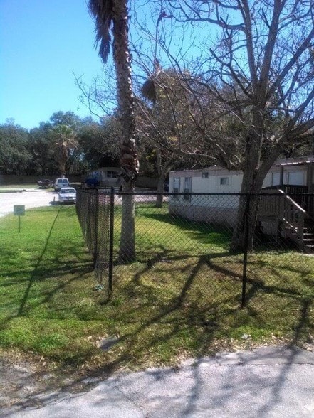 More Photos Of 1155 S Christina Ave, Apopka Manufactured Housing Mobile Home Park For Sale
