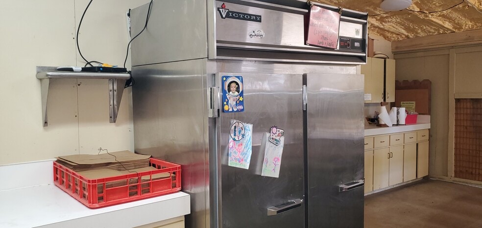 More Photos Of 1616 Farmers Rd, Burlington Restaurant For Sale