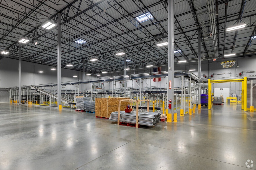 More Photos Of 7413 Cushing Rd, Manassas Refrigeration Cold Storage For Lease