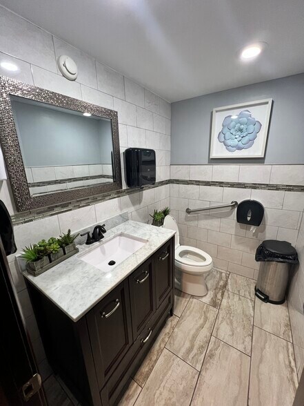 More Photos Of 9415 Main St, Clarence Freestanding For Sale