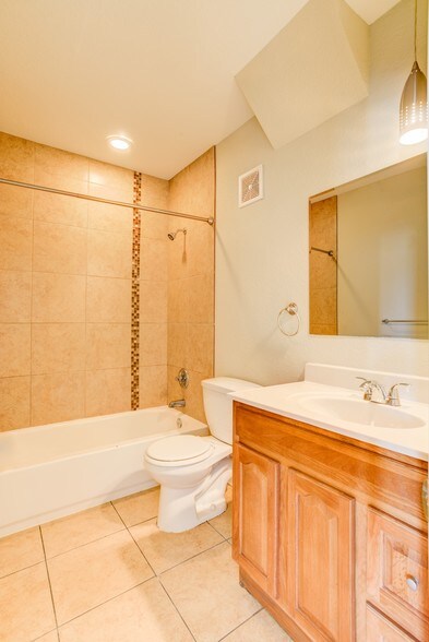 More Photos Of 2852 Welton St, Denver Office For Lease