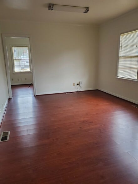 More Photos Of 726 Windy Hill Rd, Smyrna Loft Creative Space For Lease