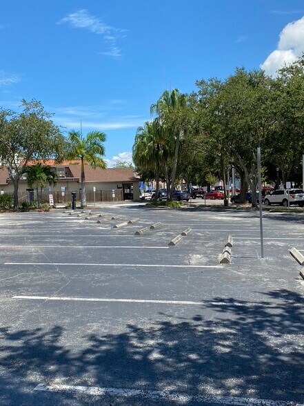 More Photos Of 430 Brevard Ave, Cocoa Office For Sale