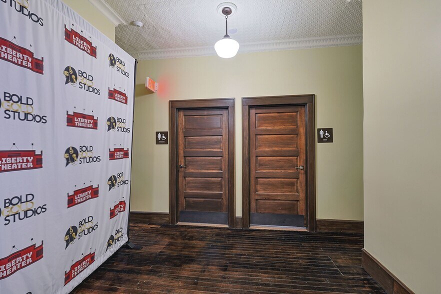 More Photos Of 31 S Main St, Liberty Sports And Entertainment For Sale