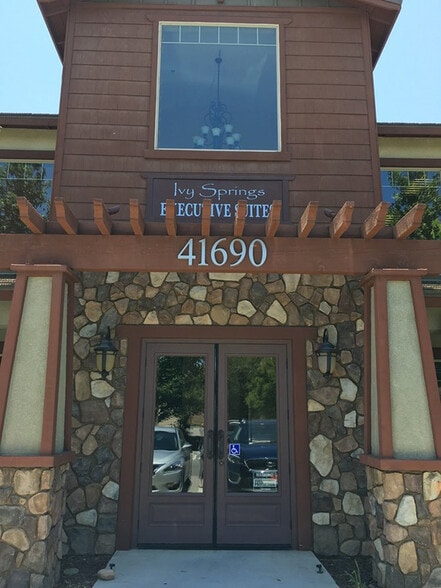 More Photos Of 41690 Ivy St, Murrieta Medical For Lease