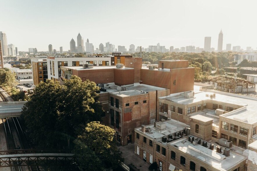 More Photos Of 1170 Howell Mill Rd NW, Atlanta Office For Lease