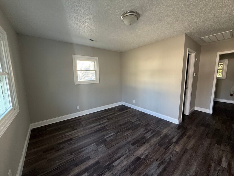 More Photos Of 2479 Julia Ave, Charlotte Apartments For Sale