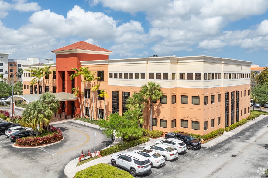 Primary Photo Of 925 NE 30th Ter, Homestead Medical For Lease