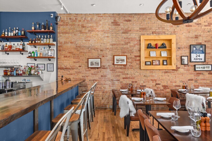 More Photos Of 335 Main St, Carbondale General Retail For Sale