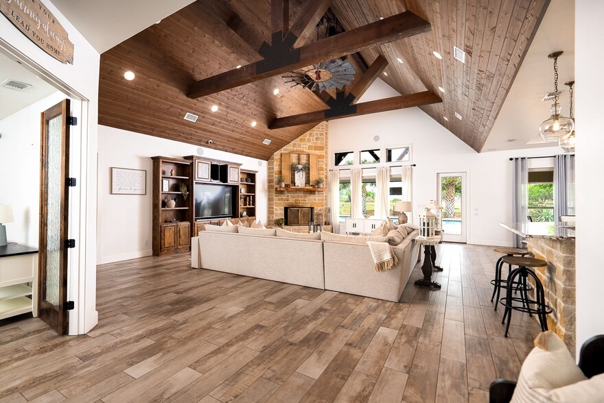 More Photos Of 1260 County Road 361, La Vernia Land For Sale