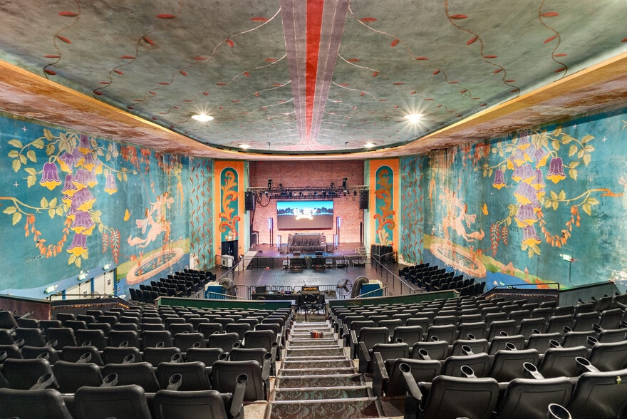 More Photos Of 230 W 2nd St, Chico Theater Concert Hall For Sale