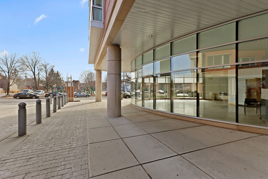 More Photos Of 221 W Philadelphia St, York Office For Sale