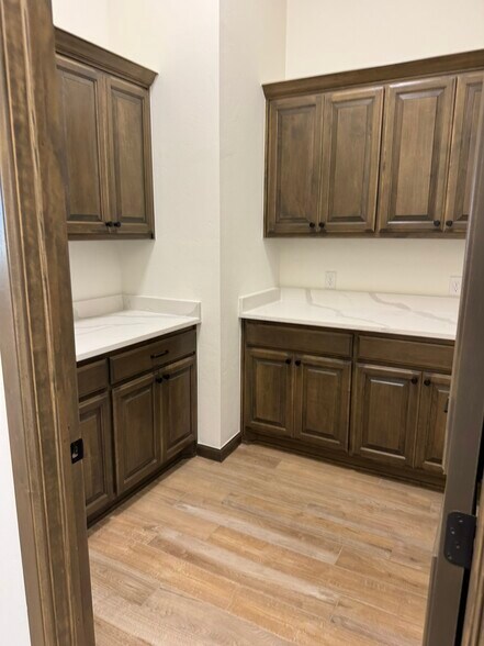 More Photos Of 2931 Adams Rd, Norman Office For Lease