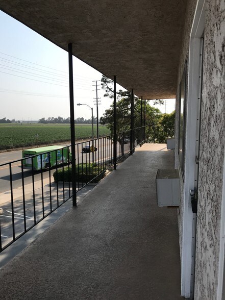 More Photos Of 575 Dawson Dr, Camarillo Service For Lease