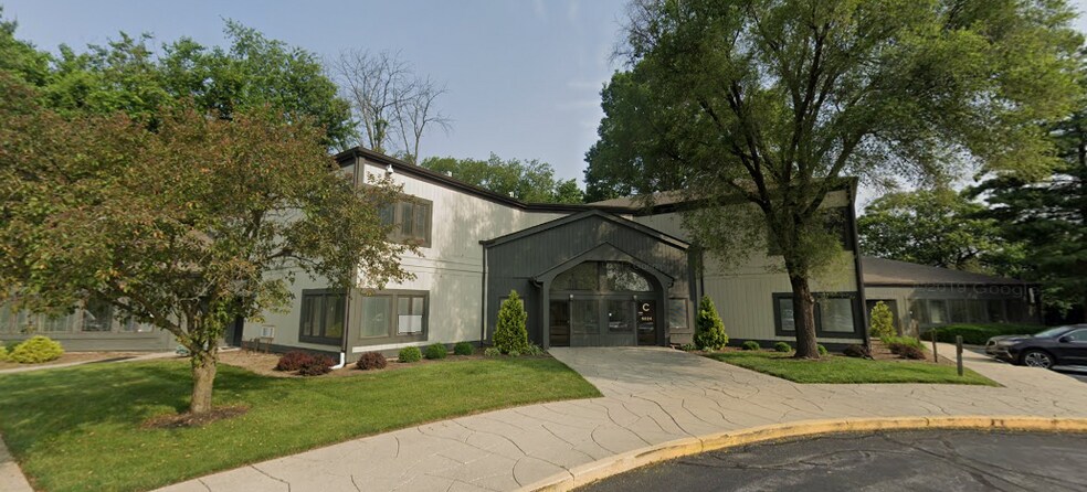 Primary Photo Of 5214-5226 S East St, Indianapolis Office For Sale