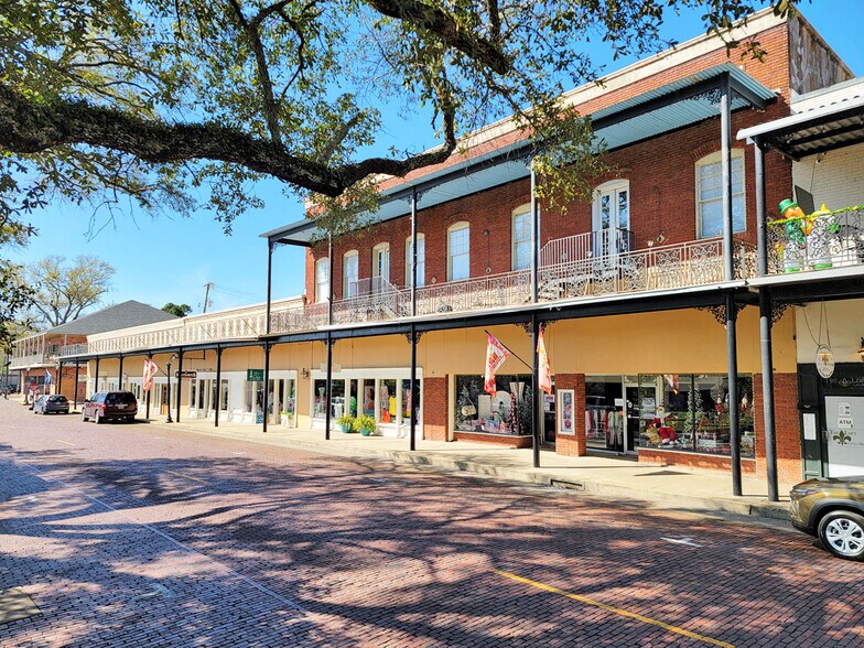 Primary Photo Of 520-524 Front St, Natchitoches Storefront Retail Residential For Sale