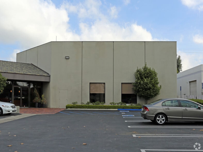 More Photos Of 1641 Langley Ave, Irvine Light Manufacturing For Lease