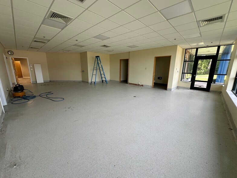 More Photos Of 51 Technology Way, West Greenwich Research And Development For Lease