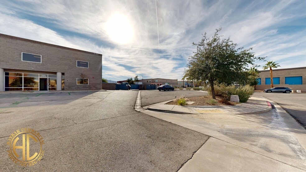 More Photos Of 295 Sunpac Ave, Henderson Warehouse For Sale