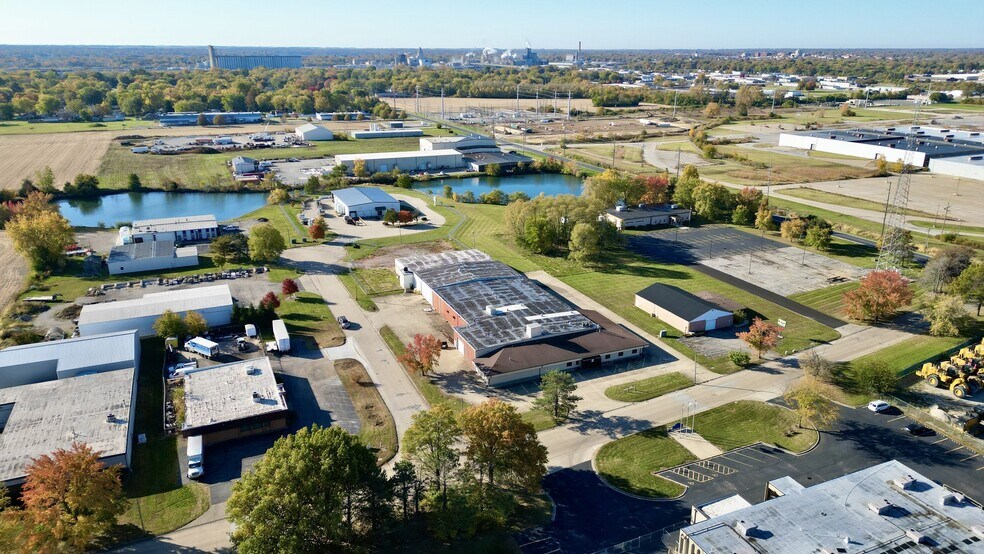 More Photos Of 2881 E Parkway Dr, Decatur Flex For Sale