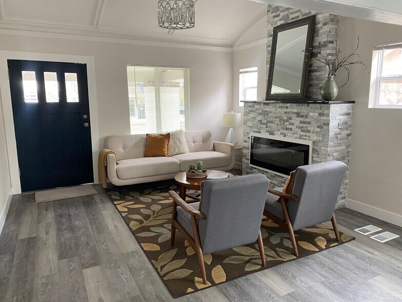 More Photos Of 3929 Federal Blvd, Denver Restaurant For Sale