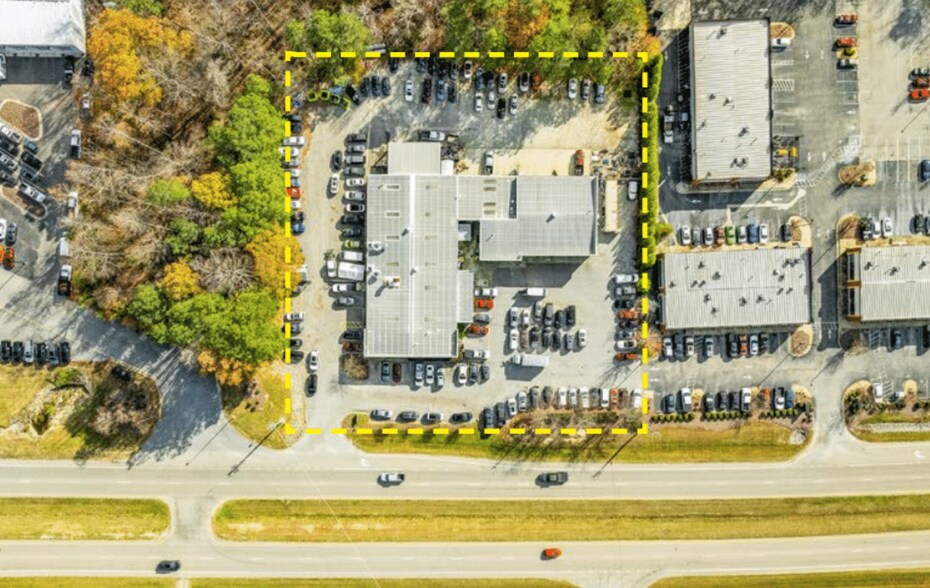 More Photos Of 3010 N Main St, Fuquay Varina Auto Repair For Sale