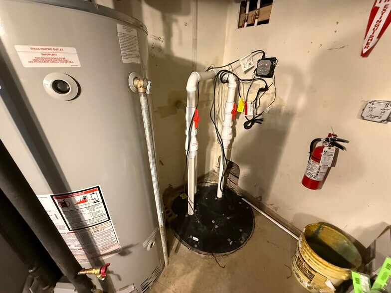 More Photos Of 126 W Maple Ave, Mundelein Apartments For Sale