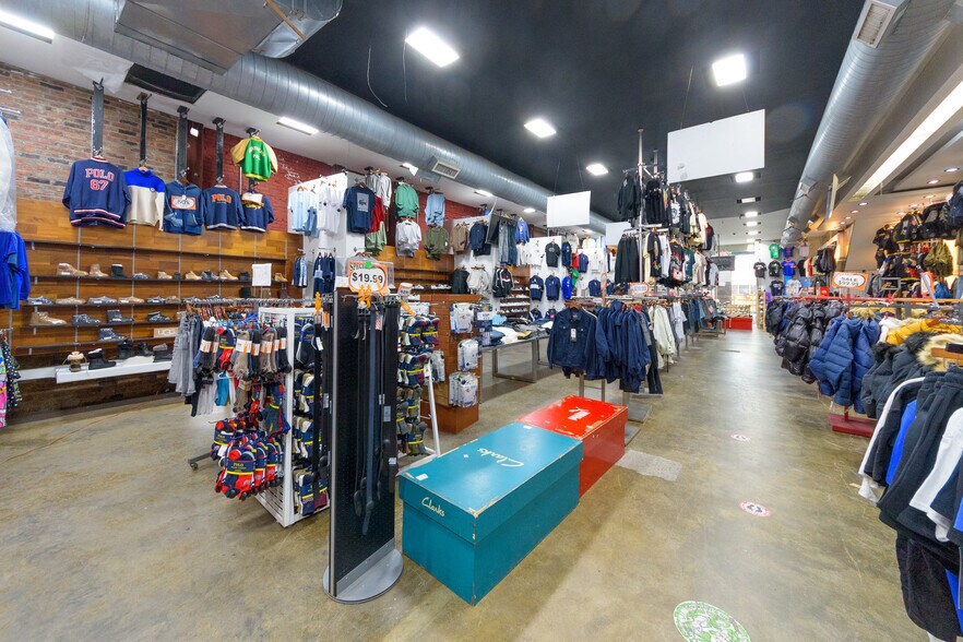 More Photos Of 938 Flatbush Ave, Brooklyn Storefront Retail Office For Lease