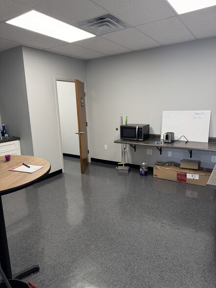 More Photos Of 181 Fayetteville St, Winston-Salem Office For Lease