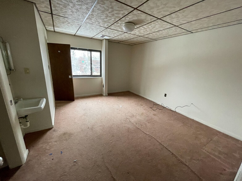 More Photos Of 232 S Home Ave, Pittsburgh Specialty For Sale