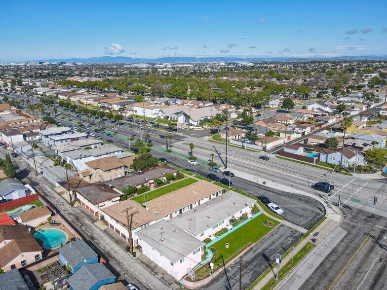 More Photos Of 2218 W Imperial Hwy, Hawthorne Apartments For Sale