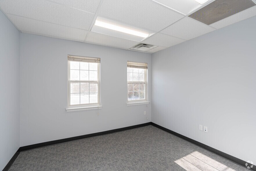 More Photos Of 7330-7370 Grace Dr, Columbia Office For Lease