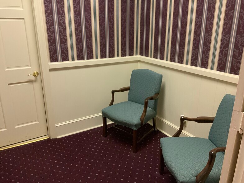 More Photos Of 401 W Cumberland St, Dunn Funeral Home For Sale