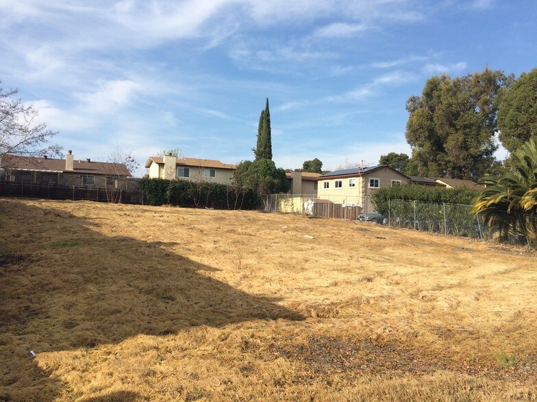 More Photos Of 125 Aspen Dr, Martinez Land For Sale