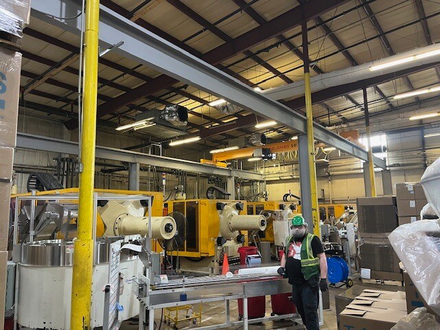 More Photos Of 301 Avenue 11 NW, Atkins Warehouse For Lease