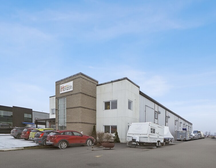 More Photos Of 1356 Boul Lionel-Boulet, Varennes Warehouse For Sale