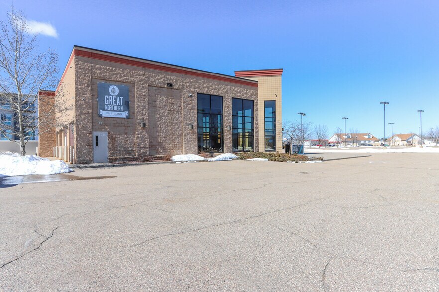 More Photos Of 1740 Park Ave, Plover Storefront Retail Office For Sale