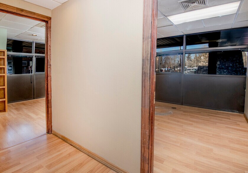 More Photos Of 47 E Beaver Creek Blvd, Avon Hotel For Lease