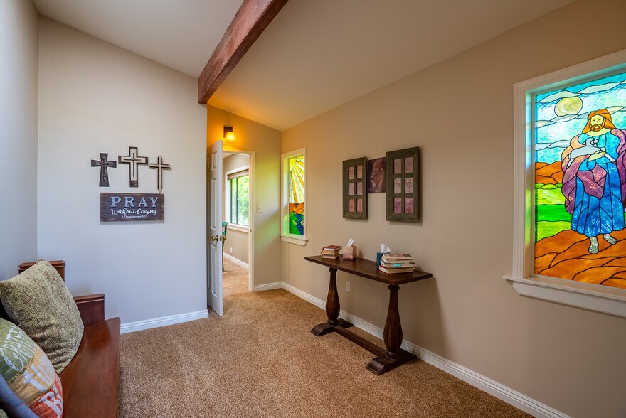 More Photos Of 10845 Meads, Orange Specialty For Sale