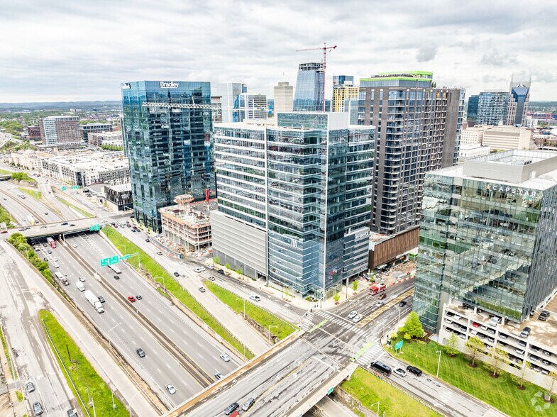 More Photos Of 1222 Demonbreun St, Nashville Office For Lease
