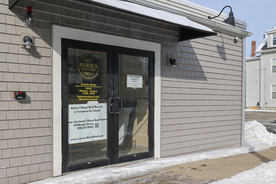 More Photos Of 374 Rantoul St, Beverly Restaurant For Lease