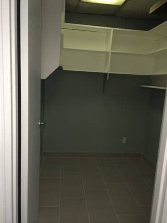 More Photos Of 1 Barstow Rd, Great Neck Apartments For Sale