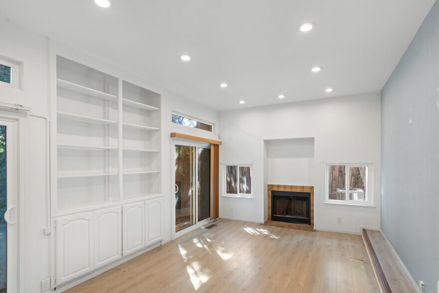 More Photos Of 451 N Shoreline Blvd, Mountain View Medical For Sale