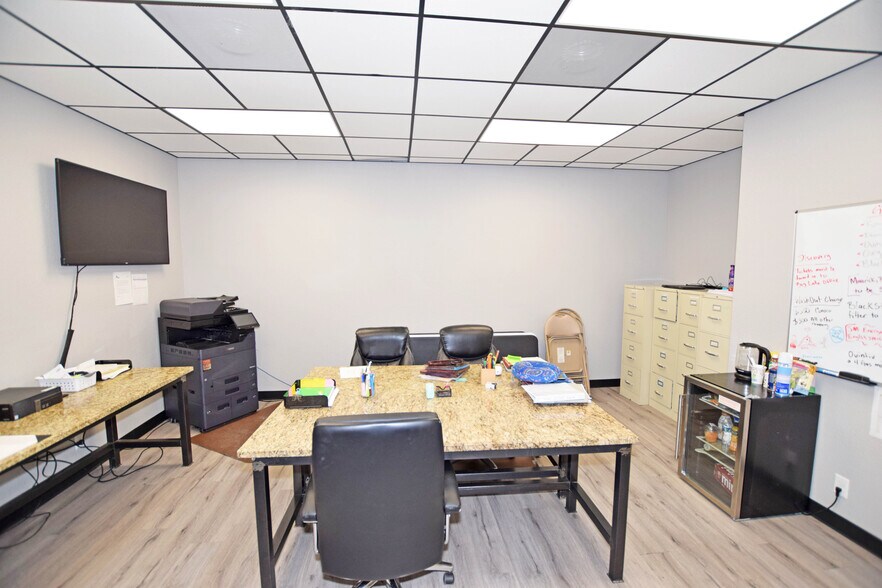 More Photos Of 2250 Dixie Blvd, Odessa Industrial For Sale