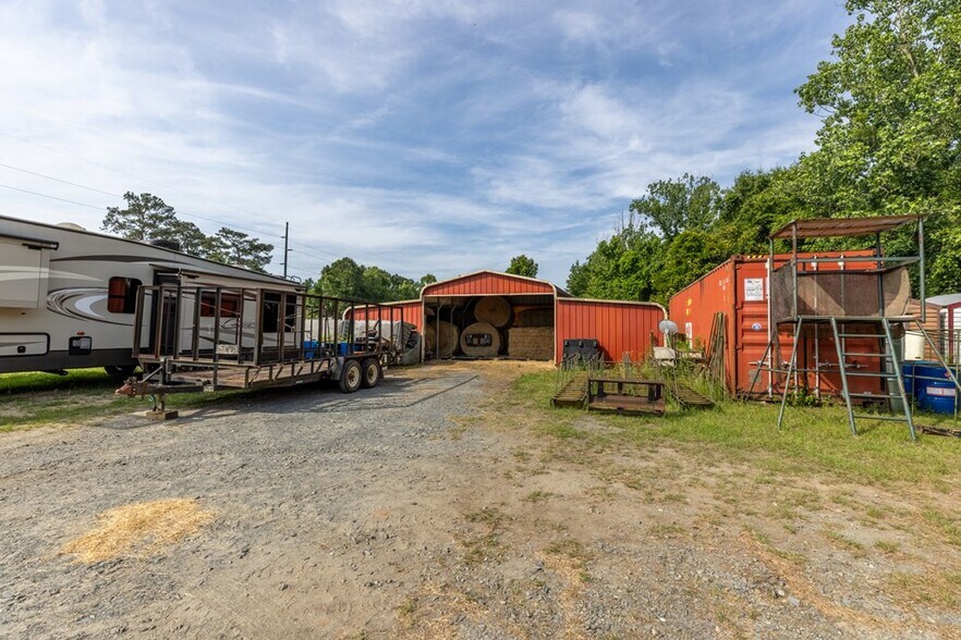 More Photos Of 1111 S Martin Luther King Jr Blvd, Americus Freestanding For Sale