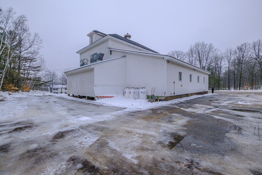 More Photos Of 184 Route 108, Rumford Freestanding For Sale